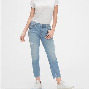 gap Destructed Girlfriend Jeans sz 28T